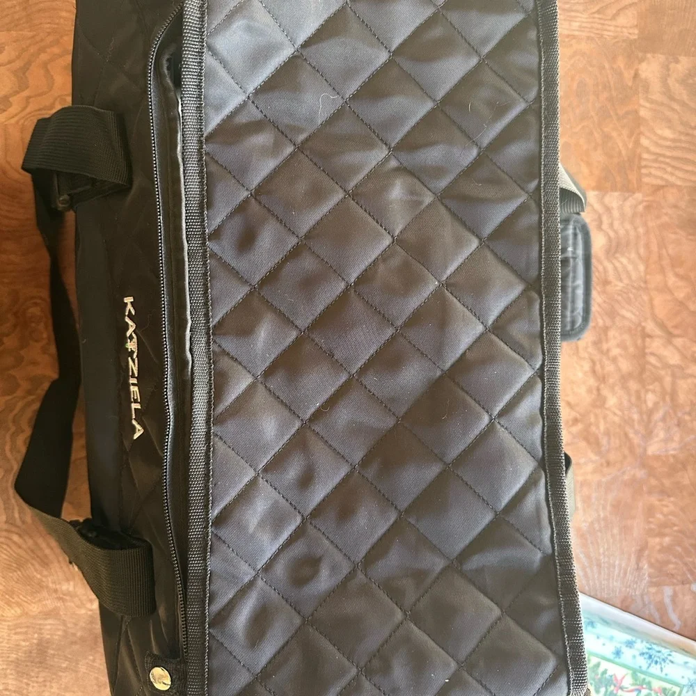Small Pet Carrier - Excellent Condition